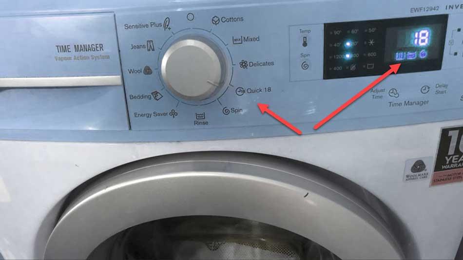 Chọn chế độ giặt nhanh khi giặt ga chống thấm cotton